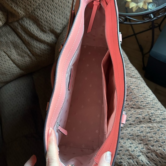 Kate Spade Handbag/Satchel - Picture 6 of 10